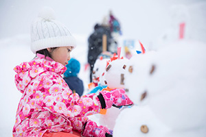 羊ヶ丘雪だるま作り