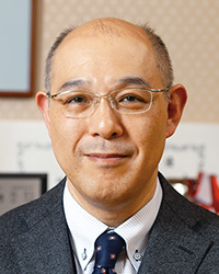 秋山 秀司校長