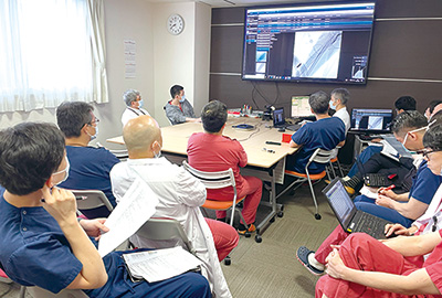 カンファレンス