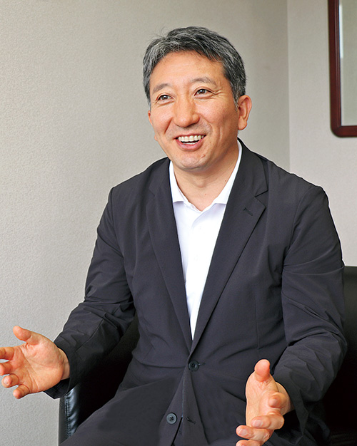 内澤 博昭氏